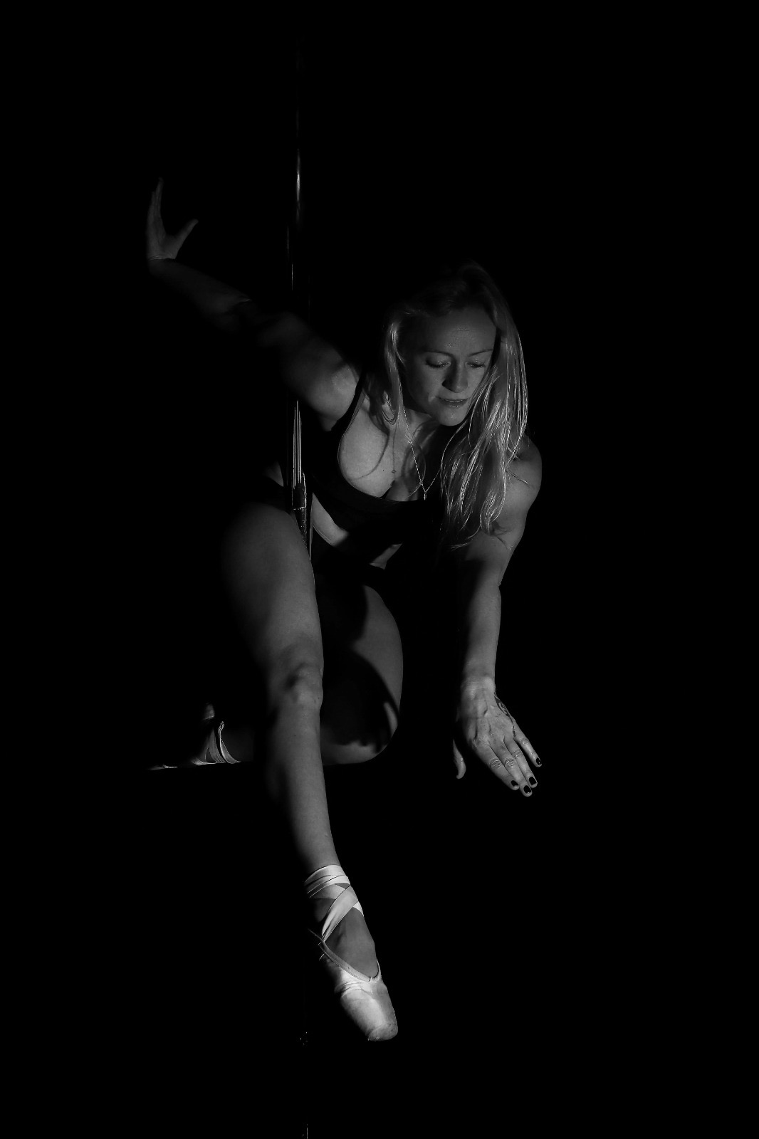 Editorial B&W aerial pole study